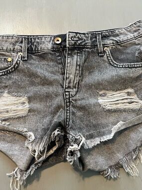 H&M &DENIM Grey Acid Wash Distressed Cut-Off Shorts Size 8